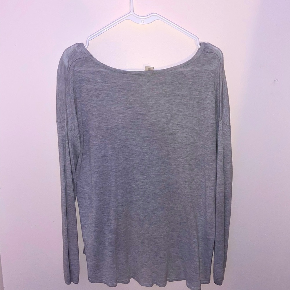 Basic grey long sleeve  top